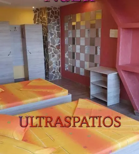 Ap Ultraspatios - Nazli - 4 Vis-a-vis Lidl アパート *